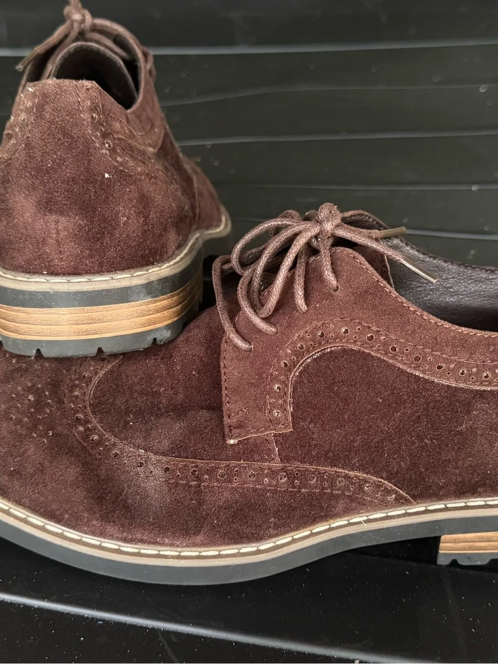 Goaliman brown suede